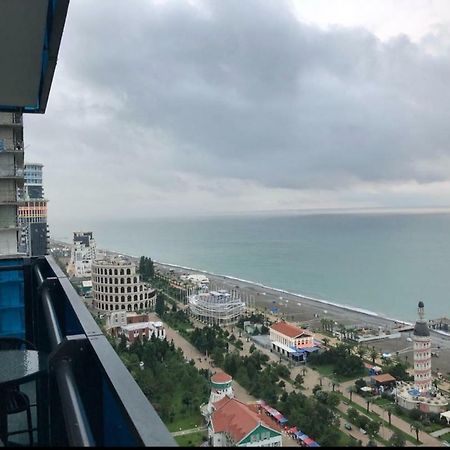 Lamar Hotel 巴统 外观 照片