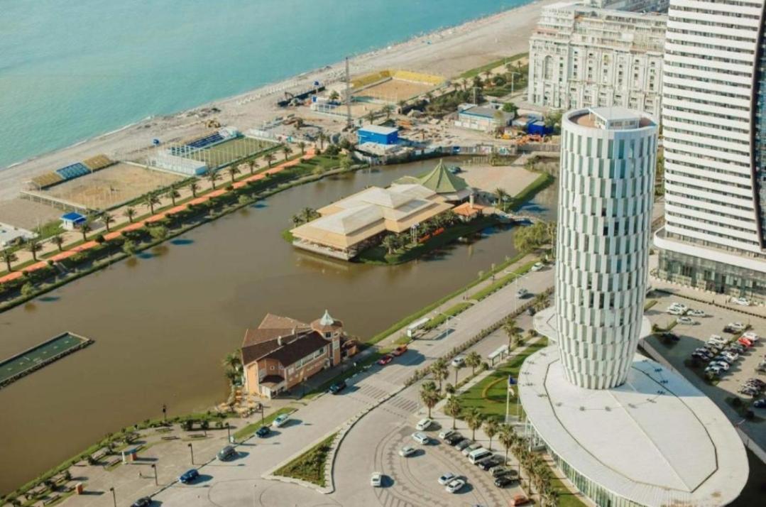 Lamar Hotel 巴统 外观 照片