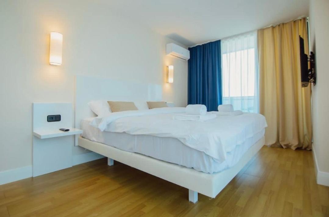 Lamar Hotel 巴统 客房 照片