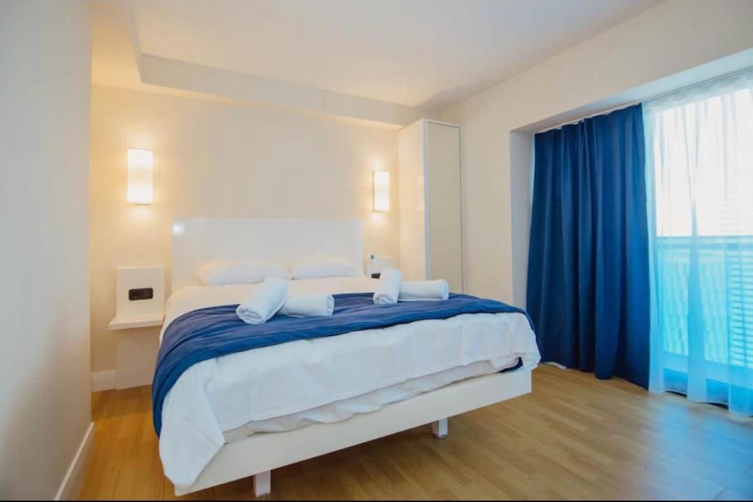Lamar Hotel 巴统 客房 照片
