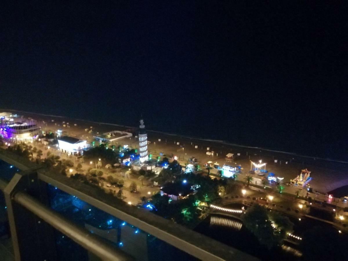 Lamar Hotel 巴统 外观 照片