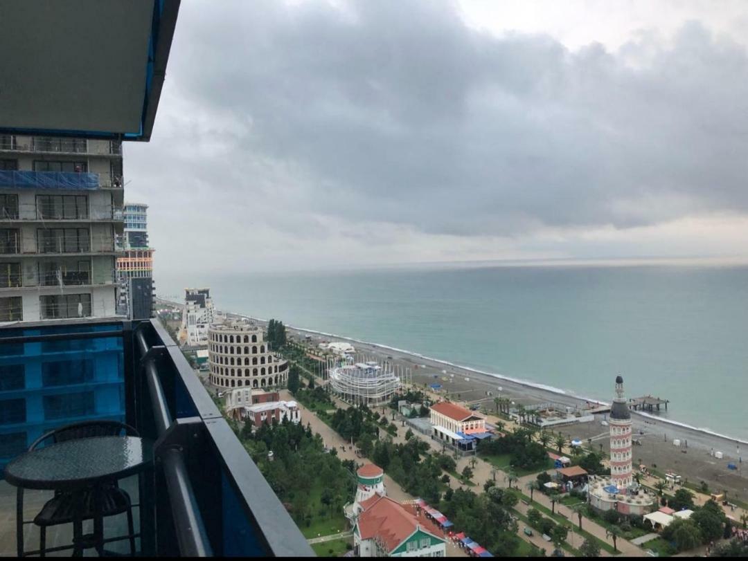 Lamar Hotel 巴统 外观 照片